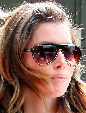 Jessica Biel w Oliver Peoplles Godson
